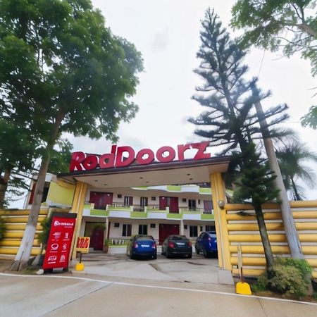 ホテル Reddoorz At Tagaytay Road タガイタイ エクステリア 写真