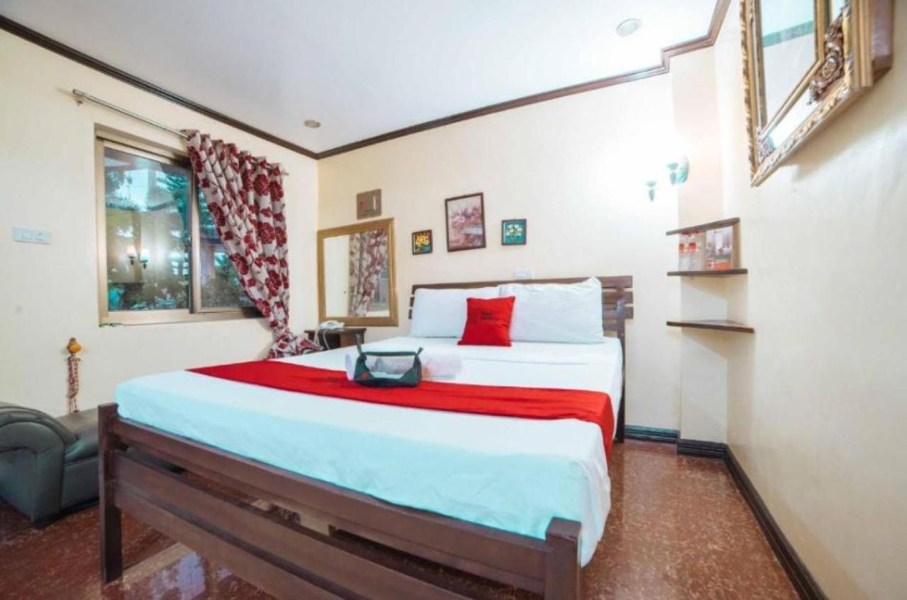ホテル Reddoorz At Tagaytay Road タガイタイ エクステリア 写真
