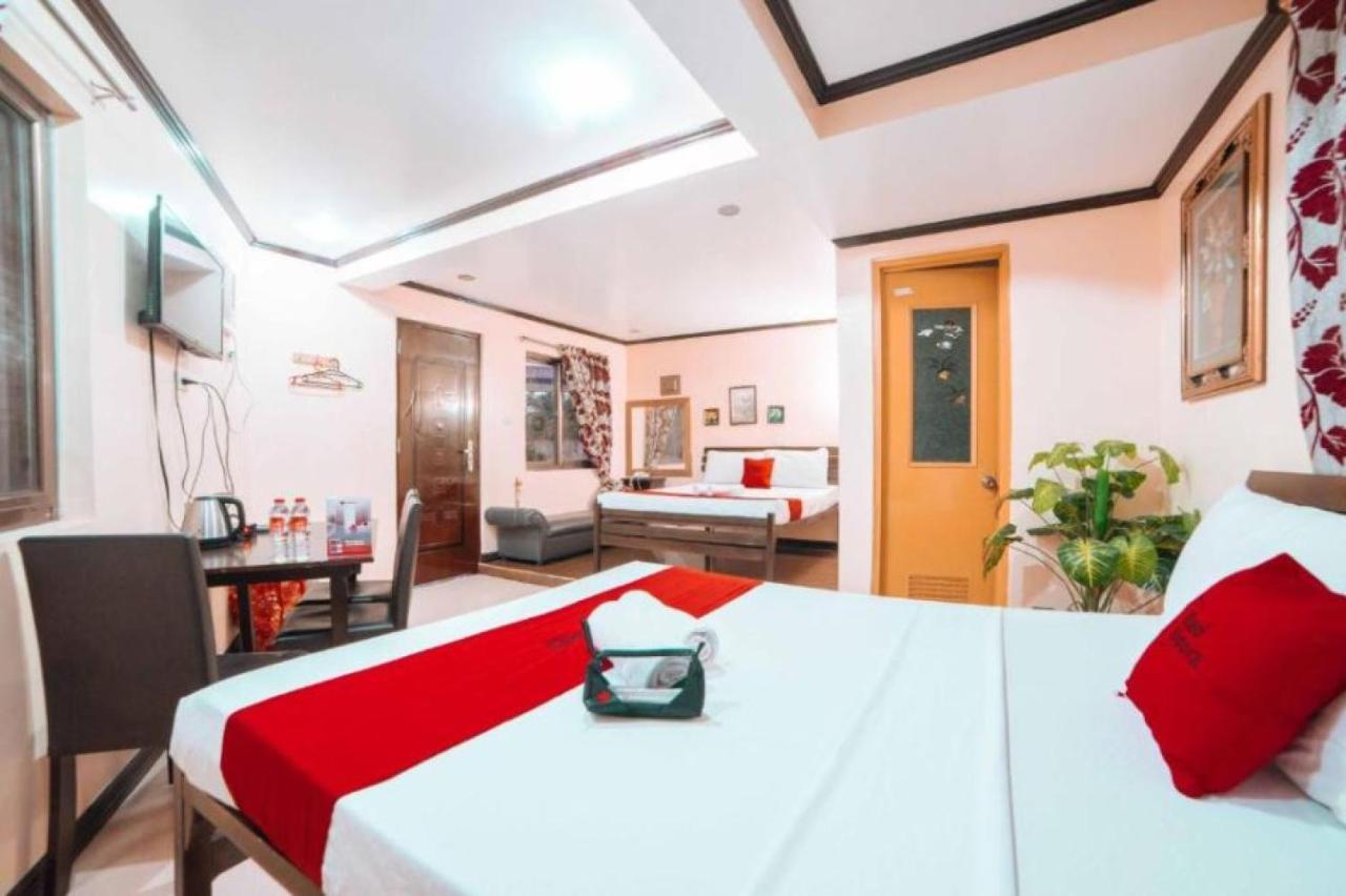 ホテル Reddoorz At Tagaytay Road タガイタイ エクステリア 写真