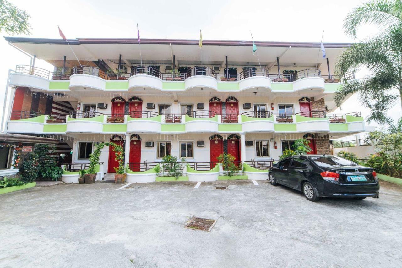 ホテル Reddoorz At Tagaytay Road タガイタイ エクステリア 写真